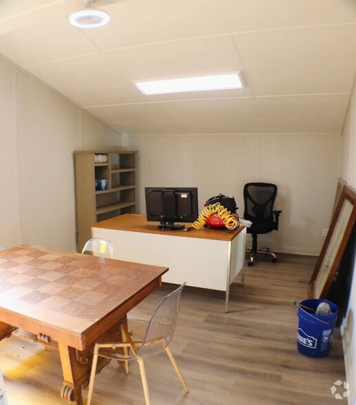 More Photos Of 1291 Eddy Scant City Rd, Arab Warehouse For Sale