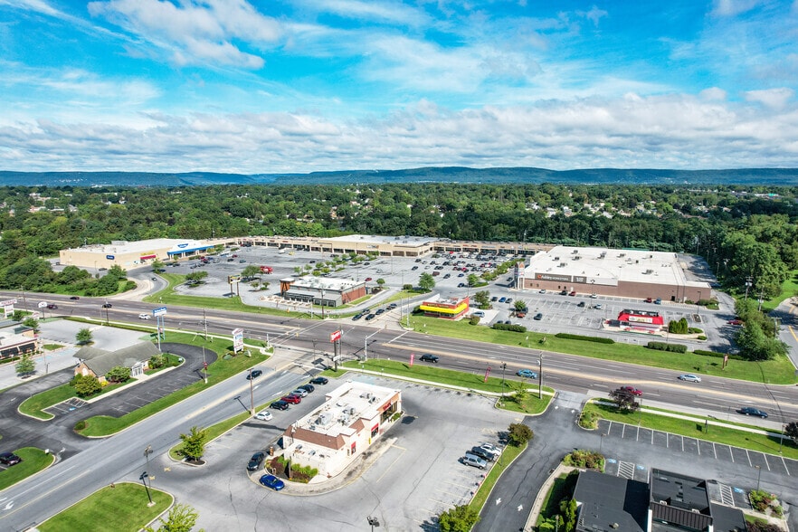 More Photos Of 3812 Union Deposit Rd, Harrisburg Unknown For Lease