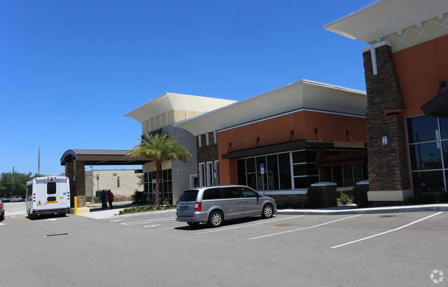 More Photos Of 1625 Hancock Rd, Clermont Medical For Lease