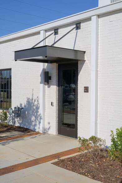 More Photos Of 1200 1st Ave S, Birmingham Office For Lease