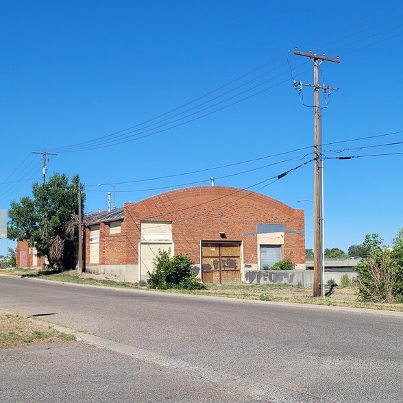 More Photos Of 1 Bay Dr, Great Falls Flex For Sale