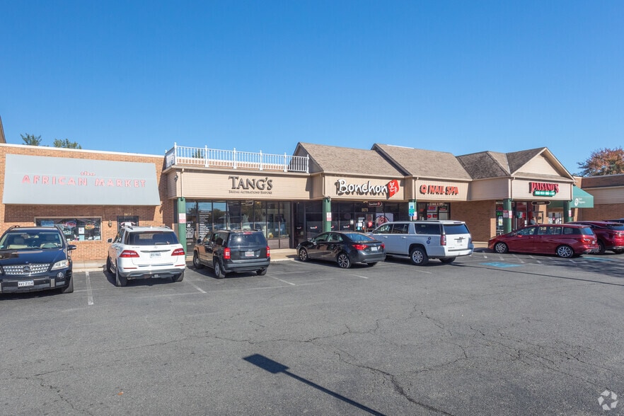 More Photos Of 8653-8695 Sudley Rd, Manassas Unknown For Lease