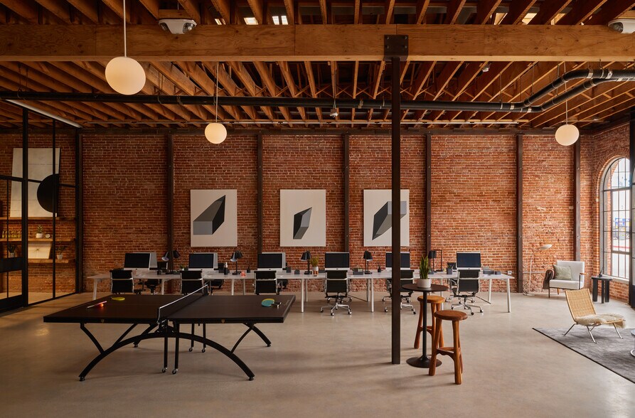 More Photos Of 676 N Spring St, Los Angeles Loft Creative Space For Sale