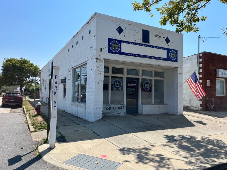 More Photos Of 2001 Park St, Atlantic Beach Storefront Retail Residential For Sale