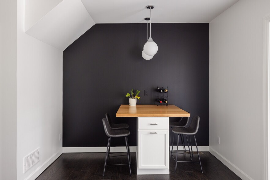 More Photos Of 9 Chambers Rd, West Park Lodge Meeting Hall For Sale