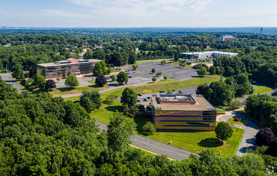 More Photos Of 175 Capital Blvd, Rocky Hill Office For Lease