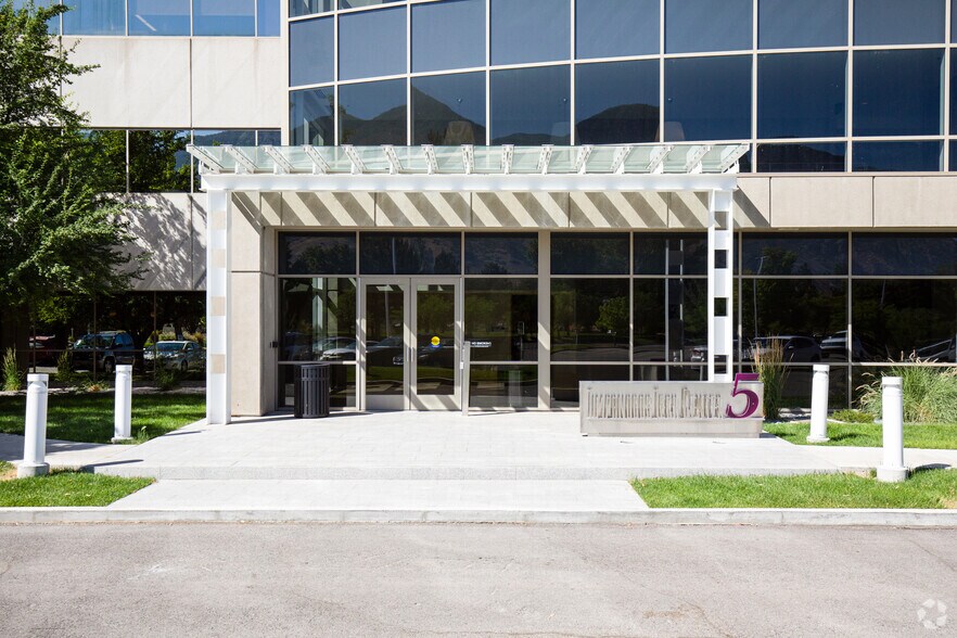 More Photos Of 1712 S East Bay Blvd, Provo Office For Lease