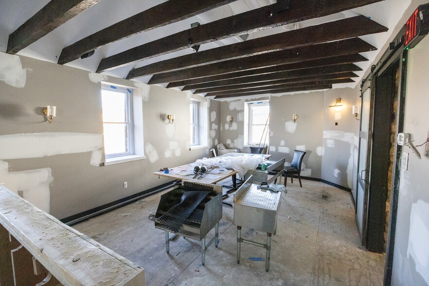 More Photos Of 101 S State St, Newtown Restaurant For Lease