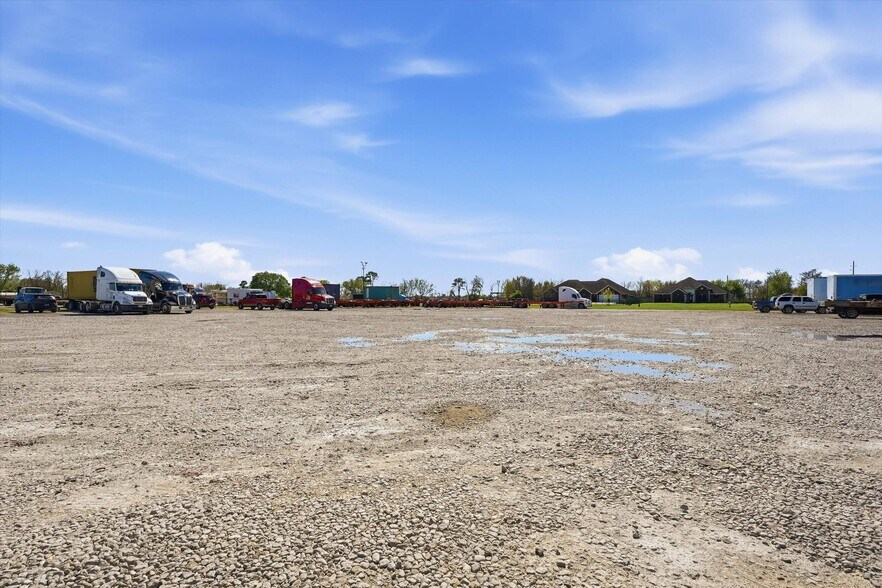 More Photos Of 15134 Beaumont Hwy, Houston Land For Sale