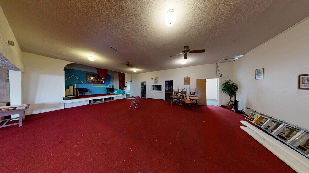 More Photos Of 1107 Spring St, Hot Springs Flex For Lease