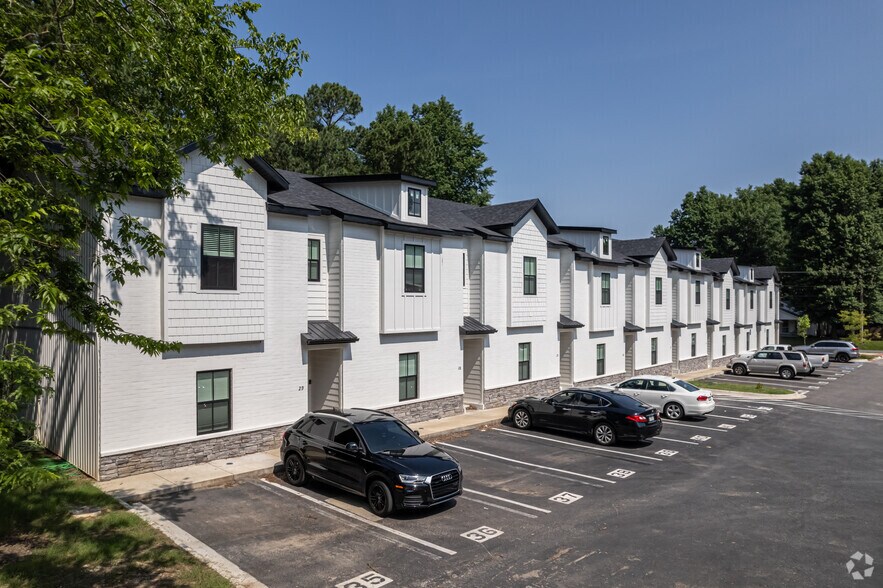 More Photos Of 1333 & 1339 W Mount Comfort Rd, Fayetteville Apartments For Sale