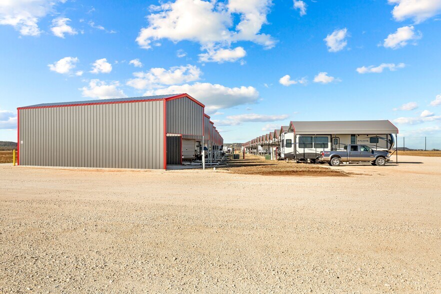 More Photos Of 5194 US-83, Tuscola Self Storage For Sale