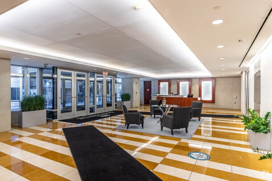 More Photos Of 2900 K St NW, Washington Office For Sale