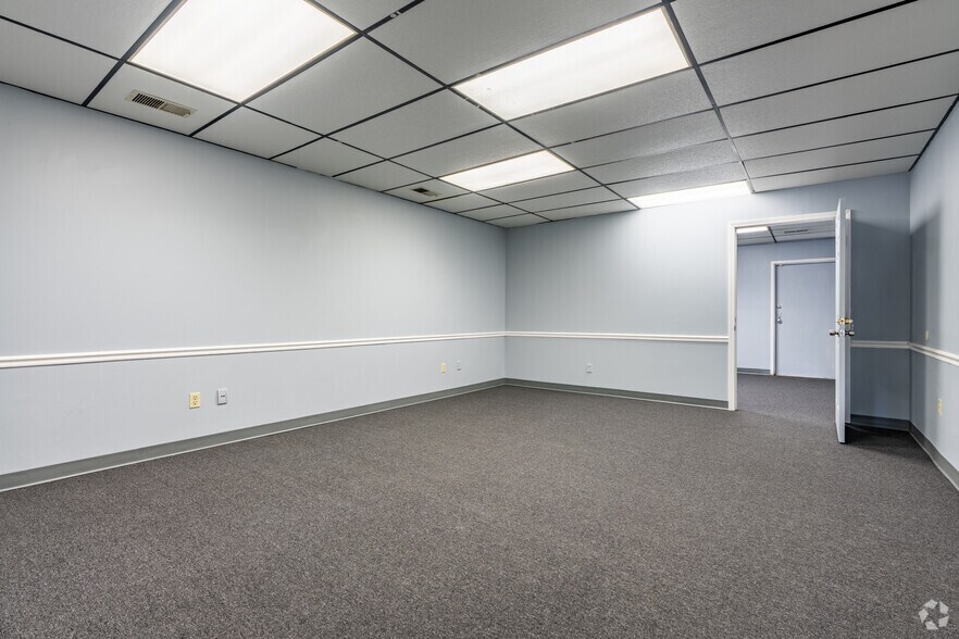 More Photos Of 3639 New Getwell Rd, Memphis Unknown For Lease