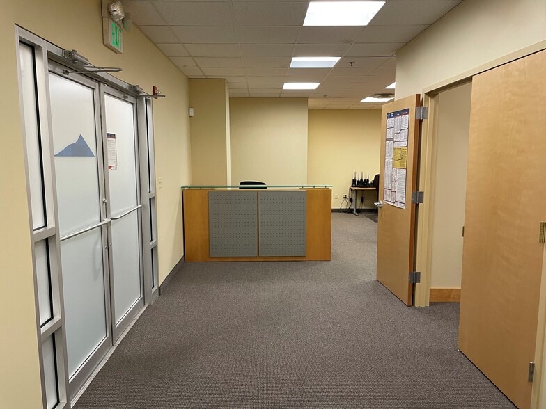 More Photos Of 909 Ridgebrook Rd, Sparks Medical For Sale