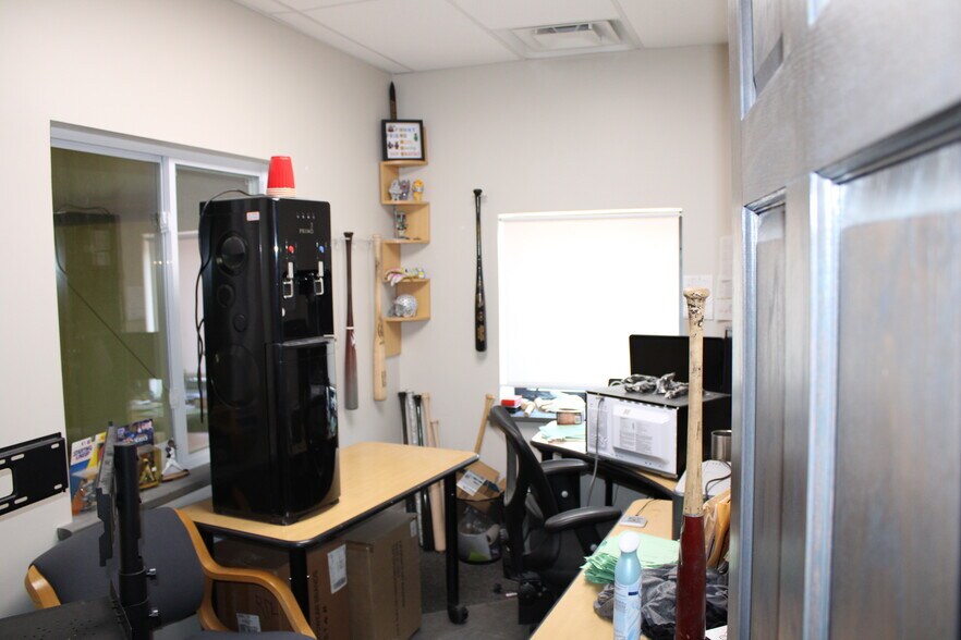 More Photos Of 7801 Corporate Blvd, Plain City Industrial For Sale