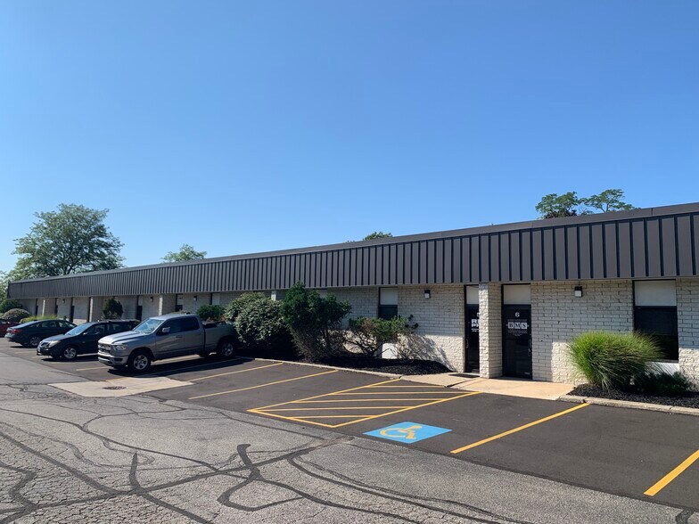 Primary Photo Of 24000 Mercantile Rd, Beachwood Light Manufacturing For Lease