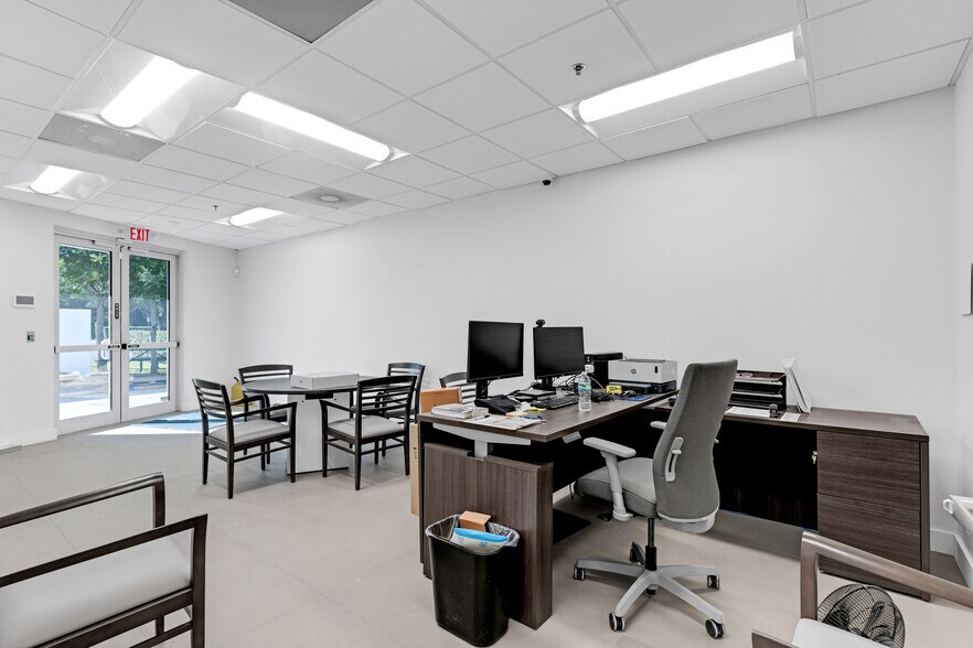 More Photos Of 13801 SW 119th Ave, Miami Warehouse For Lease