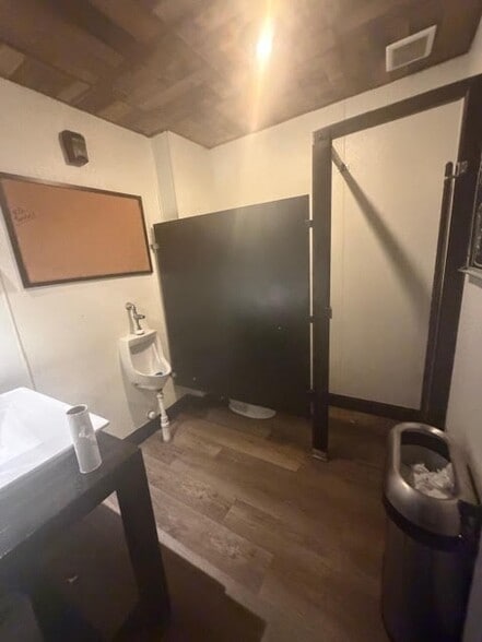 More Photos Of 520-522 Monroe Ave, Rochester Storefront Retail Residential For Sale