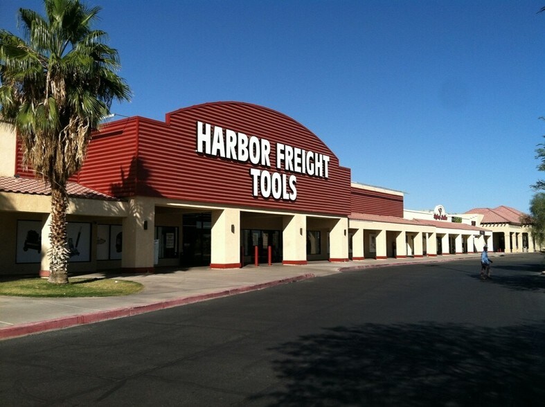 More Photos Of 1602-1802 N Imperial Ave, El Centro Unknown For Lease