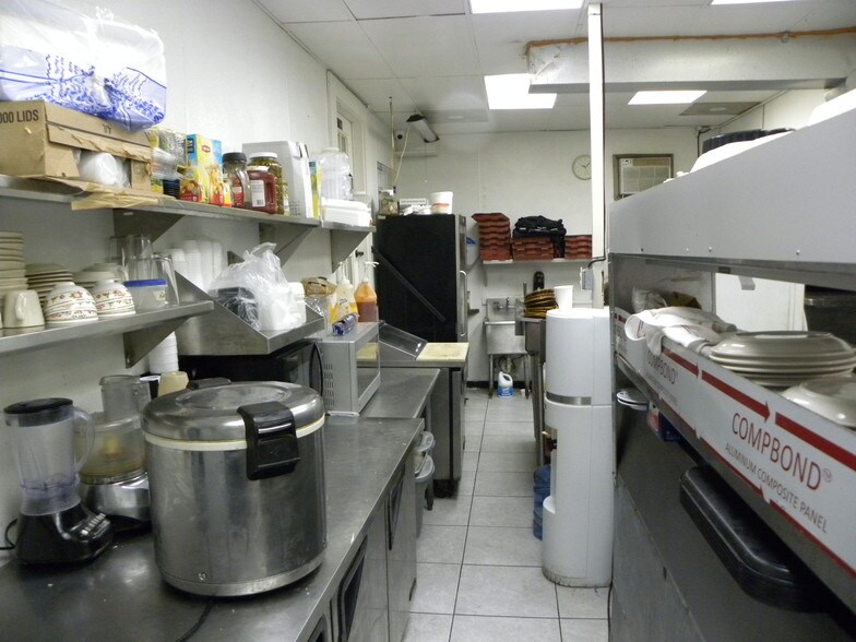 More Photos Of 712 7th St, Galveston Restaurant For Lease