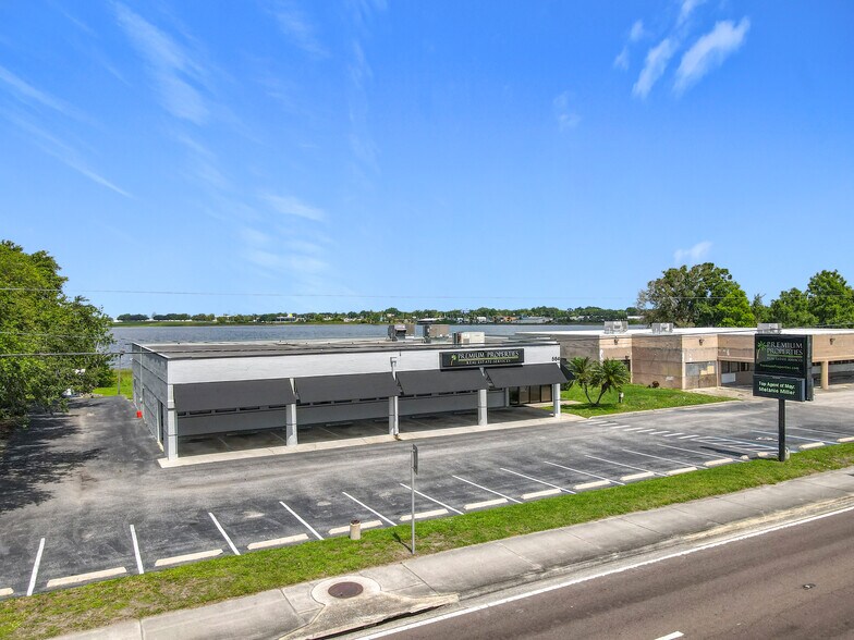 More Photos Of 564 N Semoran Blvd, Orlando Medical For Sale