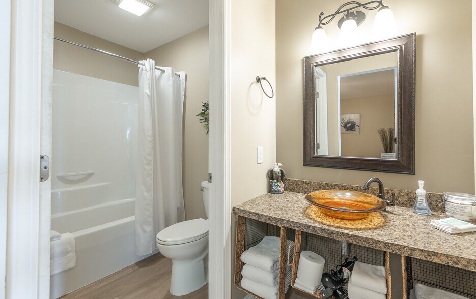 More Photos Of 1435 Main st, Grafton Specialty For Sale
