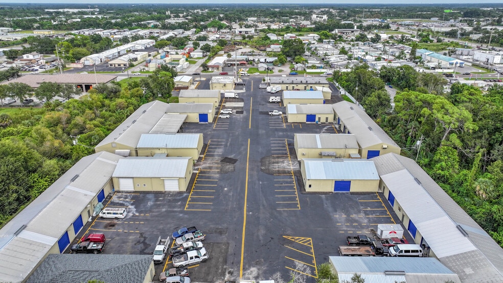More Photos Of 6152 15th St E, Bradenton Warehouse For Lease