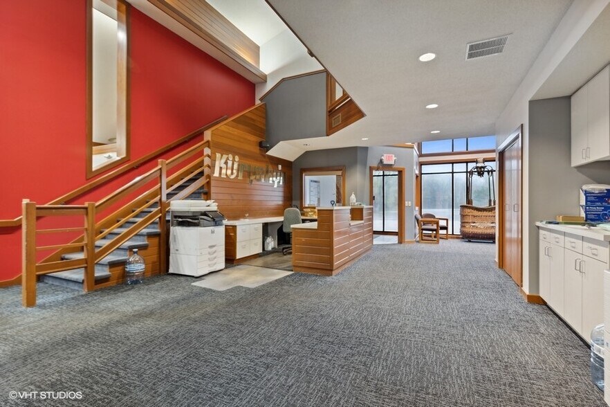 More Photos Of 454 County Rd V V, Somerset Manufacturing For Sale