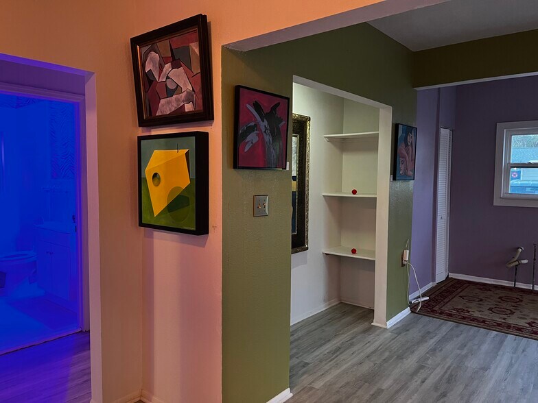 More Photos Of 4235 Central Ave, Saint Petersburg Loft Creative Space For Sale