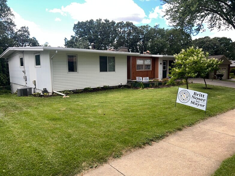 More Photos Of 544 21st St Ne, Rochester Rehabilitation Center For Sale