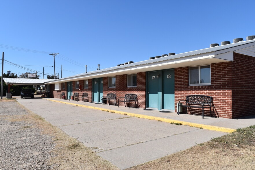 Highway 40 & Highway 27, Sharon Springs, KS 67758 Hospitality For