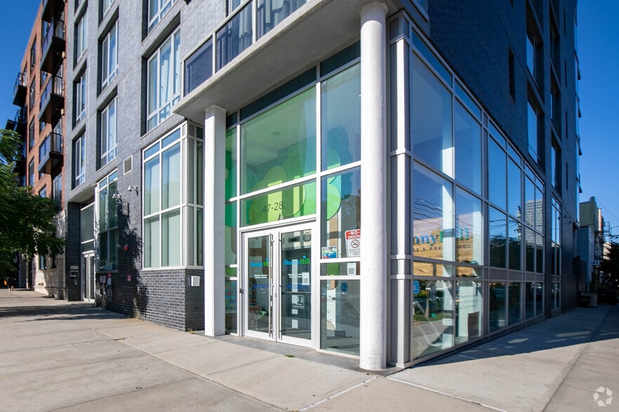 More Photos Of 47-28 11th St, Long Island City Apartments For Sale