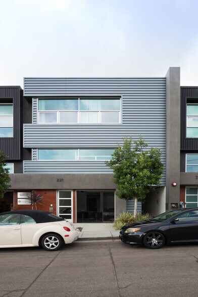 More Photos Of 215-237 California St, El Segundo Loft Creative Space For Lease