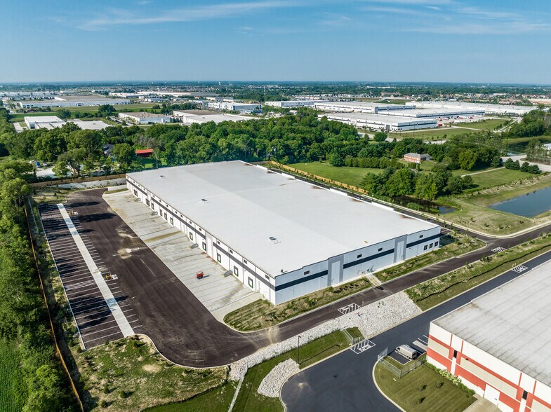More Photos Of 703 N Graham Rd, Greenwood Distribution For Lease