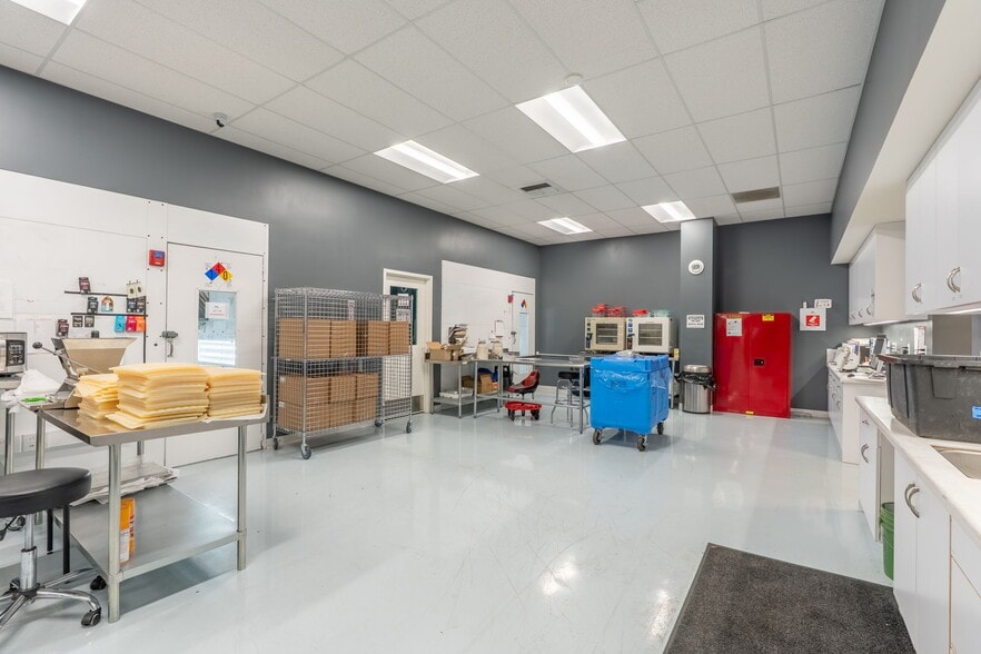 More Photos Of 4111 Brew Master Dr, Ceres Warehouse For Sale