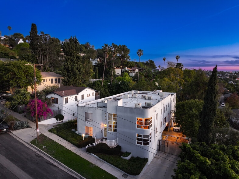 More Photos Of 4018 Camero Ave, Los Angeles Apartments For Sale