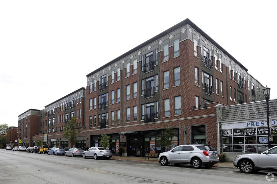 More Photos Of 1720 Central St, Evanston Apartments For Lease