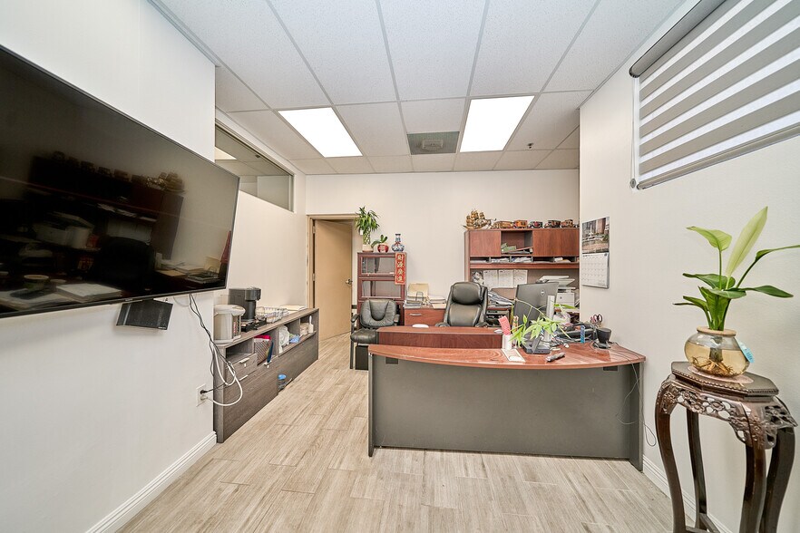 More Photos Of 308 S 1st Ave, Arcadia Apartments For Sale