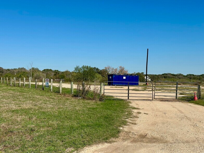 More Photos Of 1750 Farm To Market 1626, Buda Land For Lease