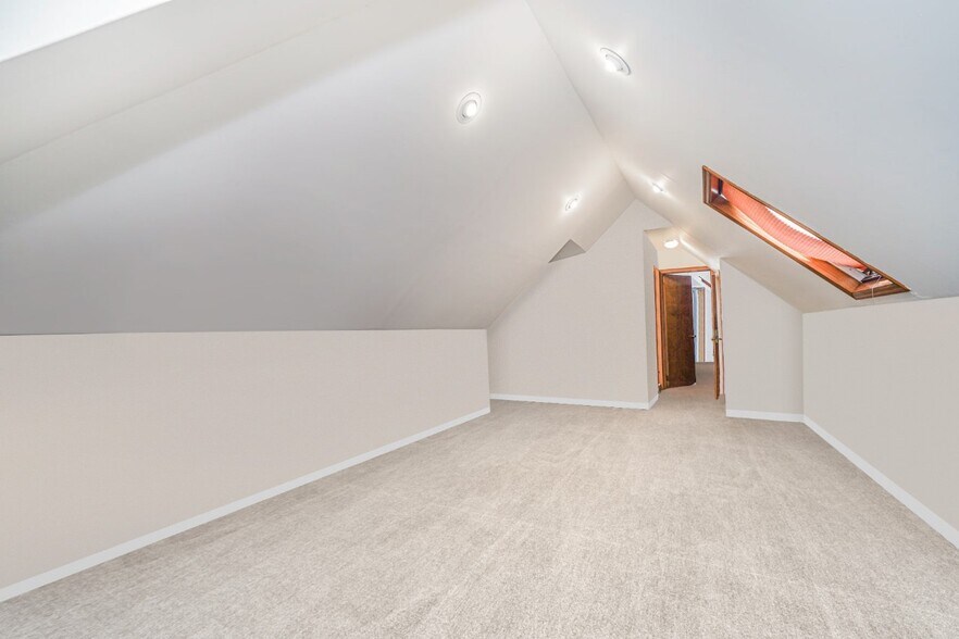 More Photos Of 237 Bay Ridge Pky, Brooklyn Apartments For Sale