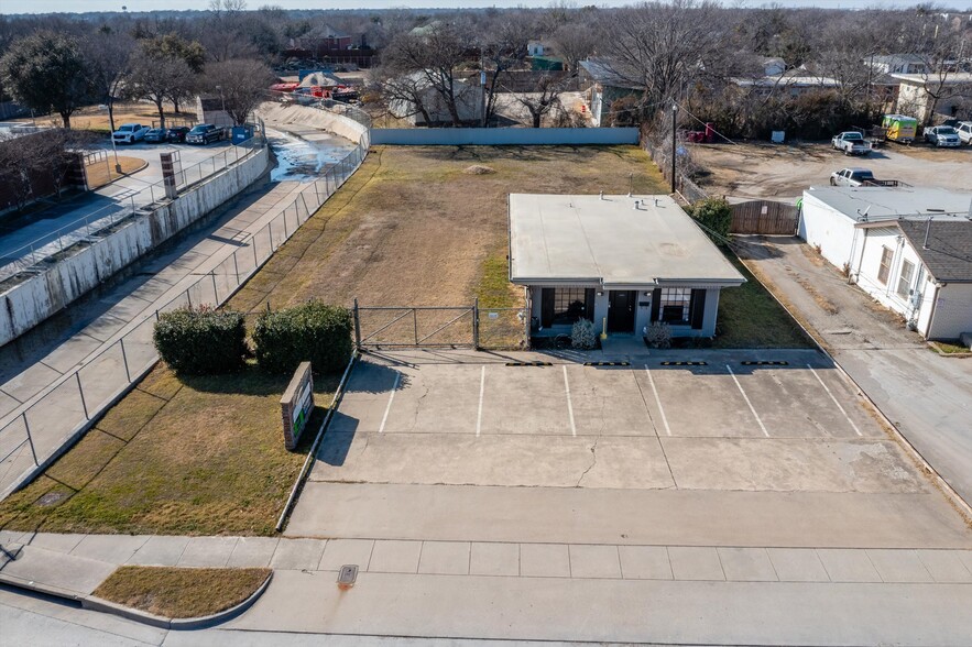 Primary Photo Of 4005 Rufe Snow Dr, North Richland Hills Medical For Sale