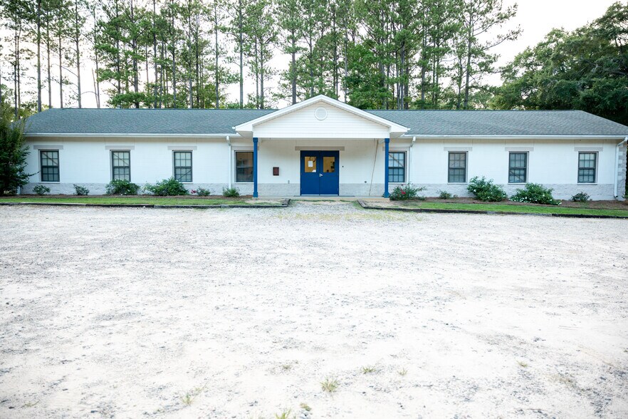 Primary Photo Of 626 Old River Rd, Sylvania Manufacturing For Sale