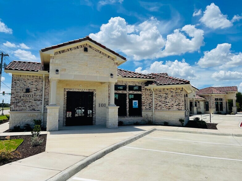 More Photos Of 4801 Golden Triangle Blvd, Fort Worth Medical For Lease