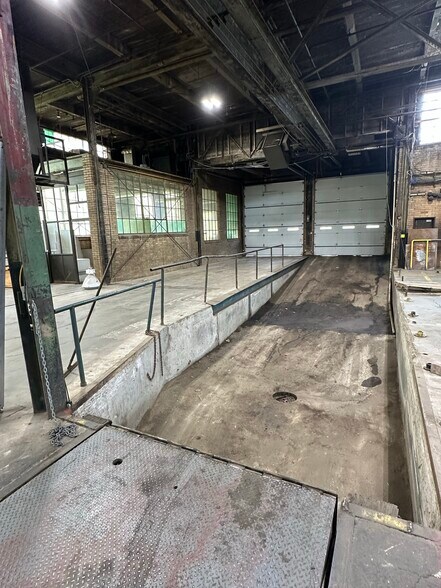 More Photos Of 1500 E 219th St, Euclid Unknown For Lease