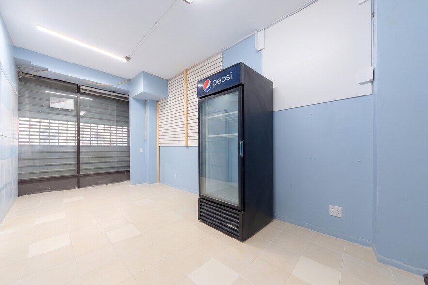 More Photos Of 891 Clarkson Ave, Brooklyn Flex For Lease