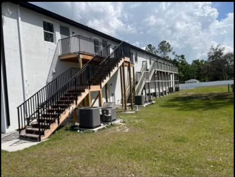 More Photos Of 5474 Williams Rd, Tampa Light Distribution For Lease