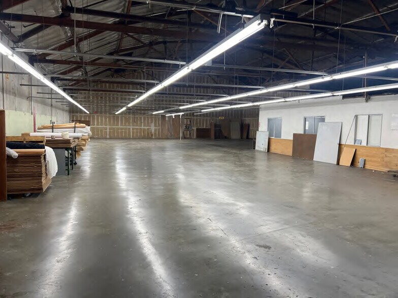 More Photos Of 630 S Clarence St, Los Angeles Unknown For Lease