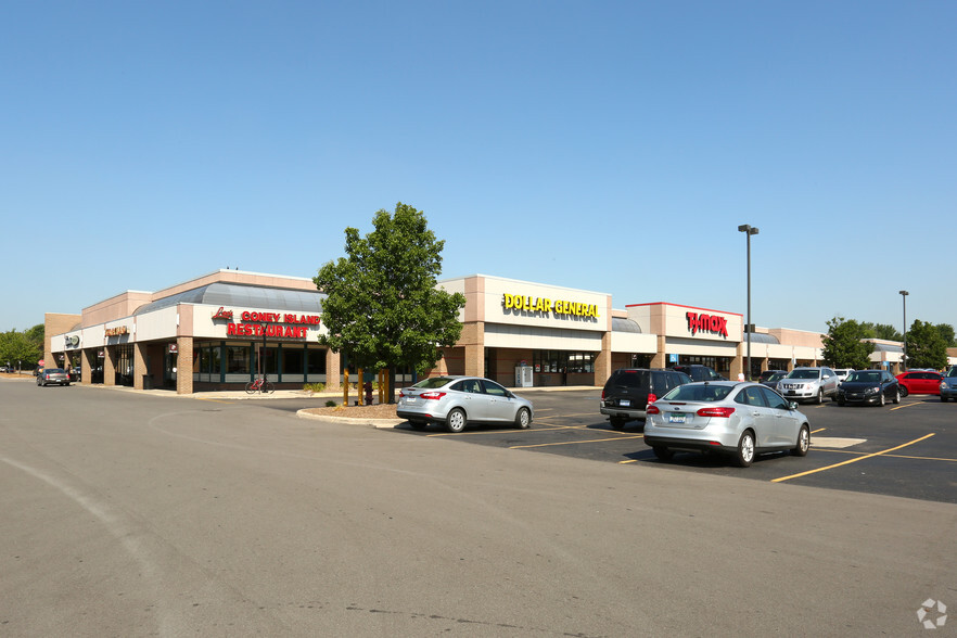 Primary Photo Of 26300-26650 Ford Rd, Dearborn Heights Unknown For Lease