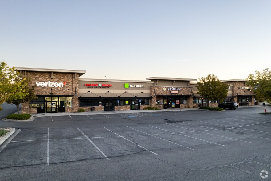 More Photos Of 3728 W 13400 S, Riverton General Retail For Lease